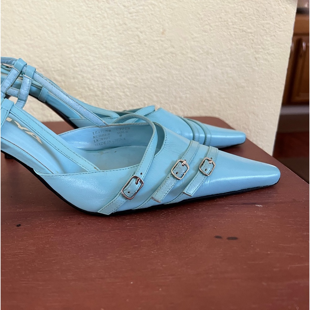 Pointy sexy sky blue leather sling back shoe sz 8